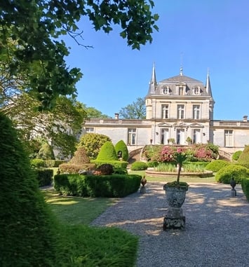 Visite du château et des jardins, accompagnée par les propriétaires