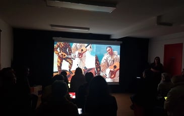 Projection d'une collection spéciale « Patrimoine : passé ou modernité » au musée numérique de la Micro-Folie