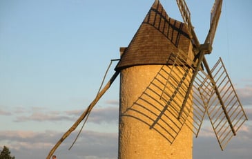 Visite guidée d'un moulin à vent qui fonctionne