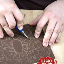 Atelier de linogravure "Grave tes initiales !"
