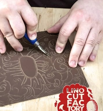 Atelier de linogravure "Grave tes initiales !"