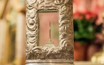 Présentation de la Sainte-Épine par la Confrérie de la Sainte-Épine de Libourne