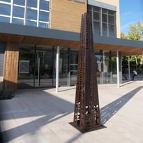 Visite de la salle du conseil et du bureau du maire