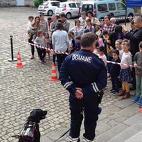 Rencontre avec une équipe maître de chien découverte des métiers de la douane