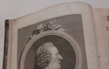 Visite guidée du fonds ancien à la médiathèque Condorcet
