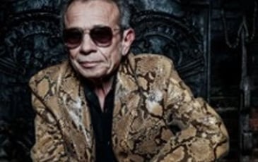 Philippe Manoeuvre, Un Enfant du Rock Raconte