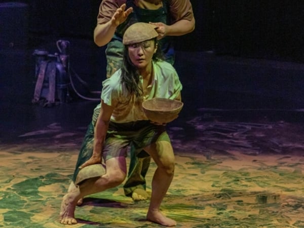 Nyash, Compagnie Caroline Cornélis