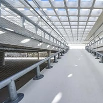 Quand l'architecture devient scène : carte blanche aux artistes sur la terrasse du Parking METPARK Arena