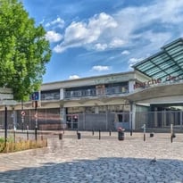 Balade urbaine aux Capucins : "Voyage dans le cœur battant de Bordeaux"
