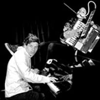 Spectacle inclassable ! (chanson déjantée et piano acrobatique)