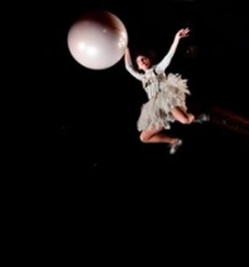 Cirque Hirsute : Aux étoiles