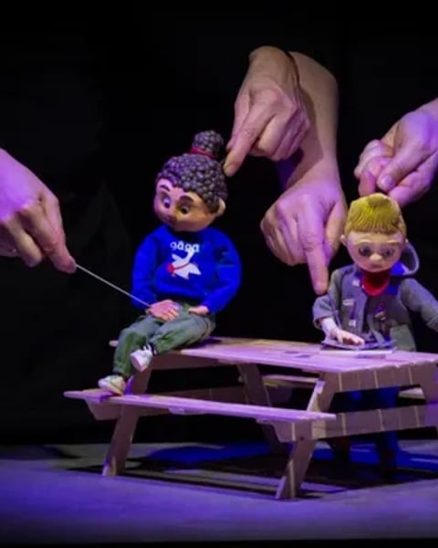 TOM, Théâtre de l'opprimé miniature
